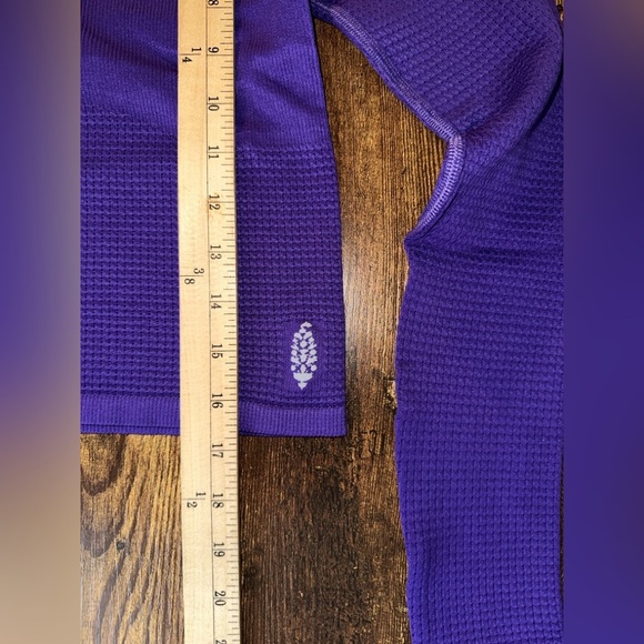 FP Movement by Free People Top Bail Out Womens XS/S Layer Henley Crop Top NEW - Picture 13 of 13